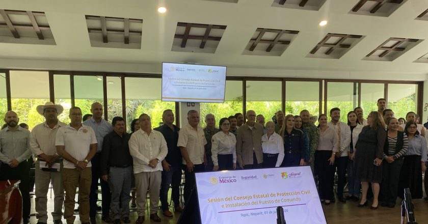Marina participa en la sesión extraordinaria del Consejo Estatal de Protección Civil e Instalación del puesto de Comando, en Nayarit
