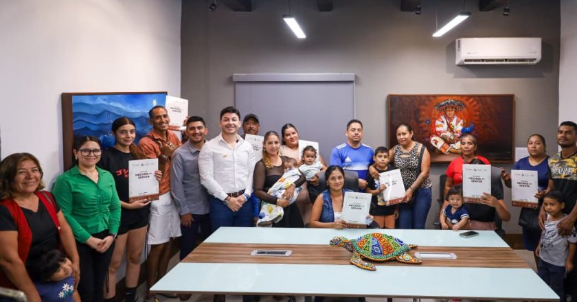 Gobierno de Bahía de Banderas da continuidad al programa de registros extemporáneos