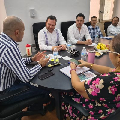 Avanza diálogo y gestión de terreno para construcción de un CECI del IMSS en Acaponeta