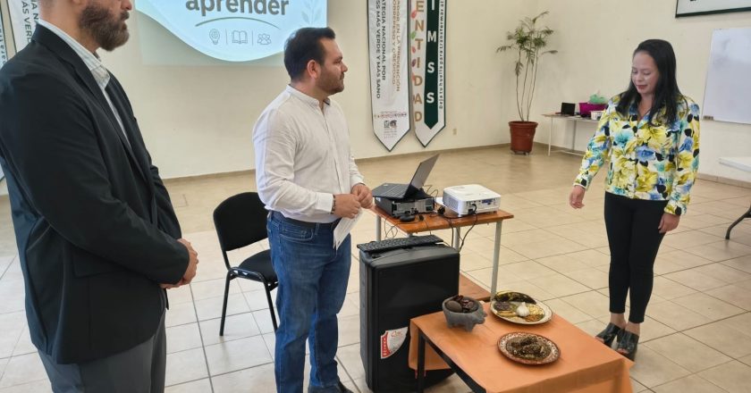 Capacitan IMSS y SNTSS a su personal en Nayarit para fortalecer la calidad del servicio