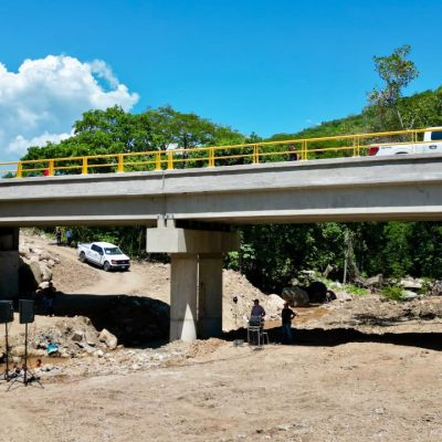 Puente, escuela, salud y caminos: Gobierno de Nayarit fortalece el desarrollo de El Floreño