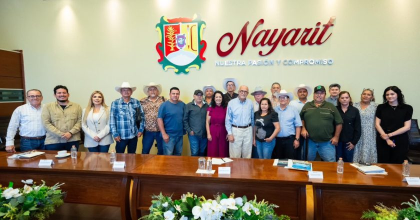 Ganaderos de Compostela podrán comercializar su ganado a 80 pesos por kilogramo