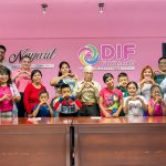 Beatriz Estrada hace posible que nueve nayaritas escuchen la voz de sus seres queridos