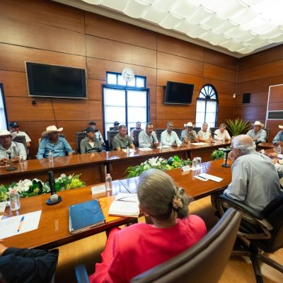 Con diálogo y acciones, Miguel Ángel Navarro respalda a las y los productores de maíz