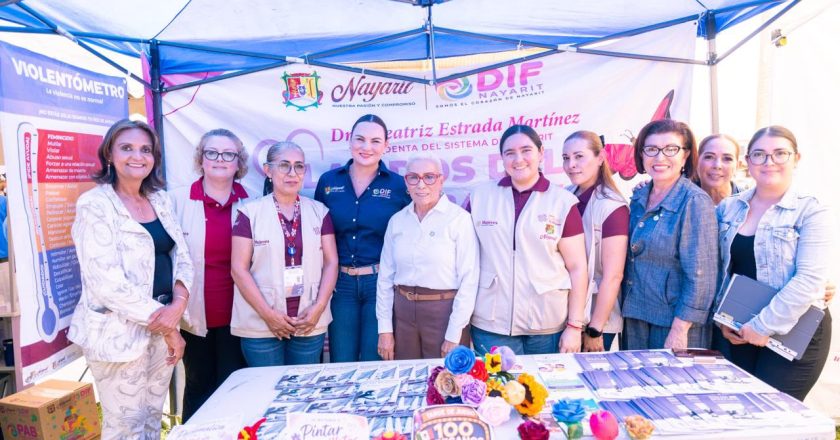 Beatriz Estrada atendió las necesidades de las familias de la colonia 3 de Julio