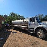 Gobierno de Bahía de Banderas lleva apoyo de saneamiento a Aguamilpa