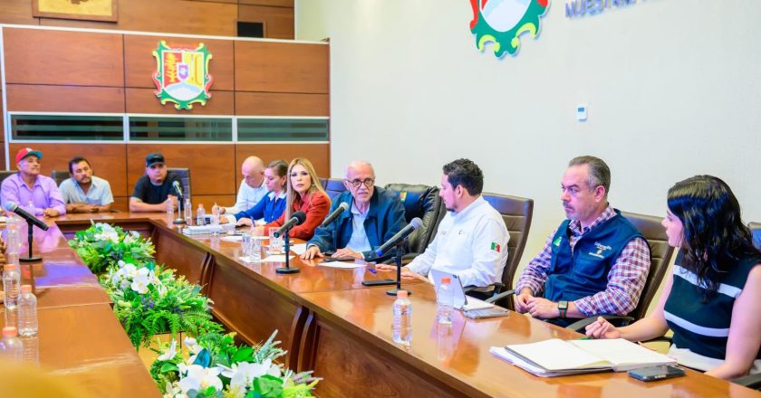 Miguel Ángel Navarro da seguimiento a puesta en marcha del Canal Centenario y su zona de riego