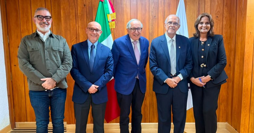 Miguel Ángel Navarro acuerda acciones con el Gobierno de México para fortalecer los servicios de salud en Nayarit