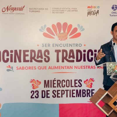 Beatriz Estrada fortalece la economía de emprendedores indígenas con entrega de créditos