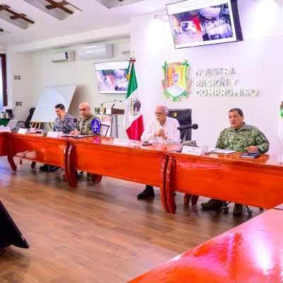 Miguel Ángel Navarro da seguimiento desde la Mesa de Seguridad a las comunidades costeras