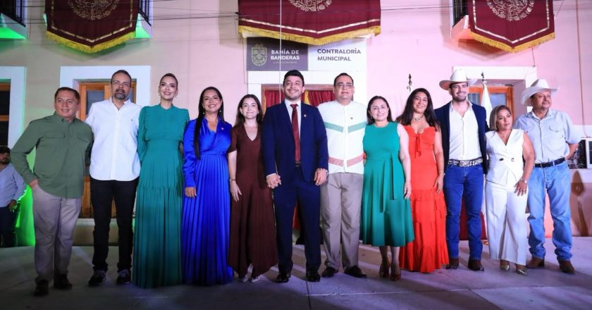 Bahía de Banderas conmemora el 216 aniversario de la Independencia de México