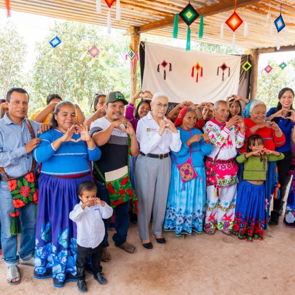 Beatriz Estrada llega hasta las comunidades más apartadas para llevar bienestar a las familias