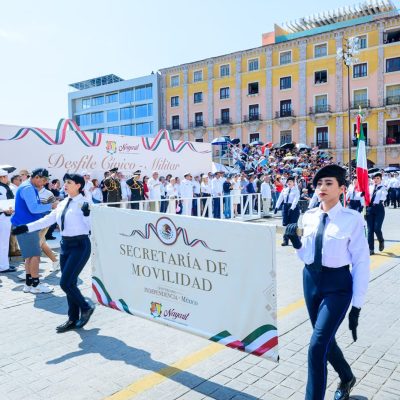 Miguel Ángel Navarro y Beatriz Estrada encabezan conmemoración del 216 aniversario de la Independencia de México