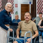 Beatriz Estrada entregó prótesis y sillas de ruedas a niños y adultos