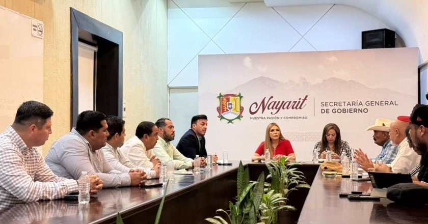 Gobierno del Estado fortalece diálogo y la paz social en Bahía de Banderas