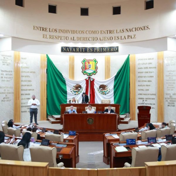 Avanza Nayarit en igualdad y modernización administrativa