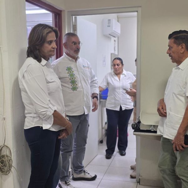 Supervisan Consultorios del Servicio Universal de Salud en Nayarit