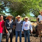 Héctor Santana mantiene acciones de respaldo al sector ganadero de Bahía de Banderas