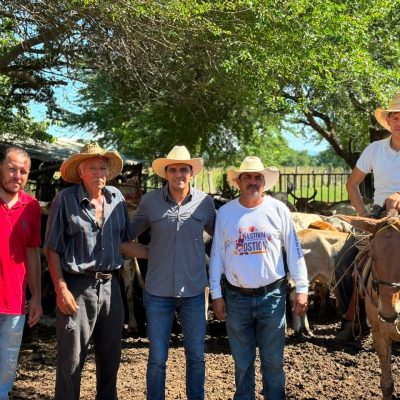 Héctor Santana mantiene acciones de respaldo al sector ganadero de Bahía de Banderas