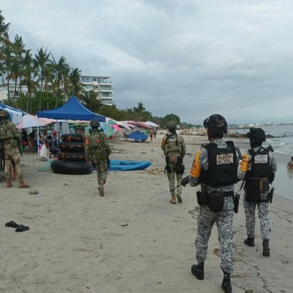 Gobierno de Nayarit y fuerzas federales intensifican operativos contra la delincuencia y labores de atención tras el huracán Simon