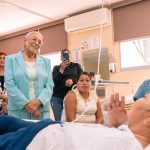 Visitó la doctora Beatriz Estrada pacientes de cirugías de cadera y rodilla