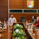 Miguel Ángel Navarro escucha planteamientos del sector obrero