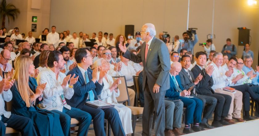 Miguel Ángel Navarro fortalece condiciones para la inversión y el crecimiento empresarial en Nayarit