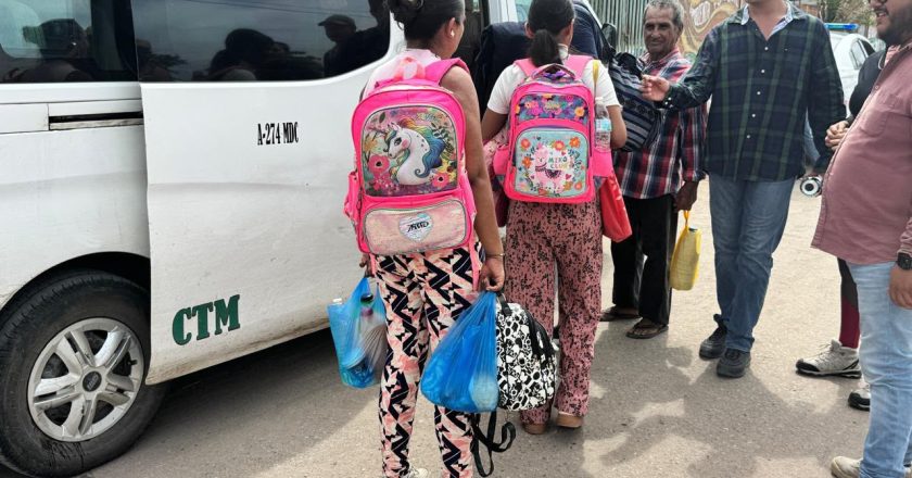 Gobierno de Nayarit mantiene el traslado de familias a refugios temporales ante el huracán Simon