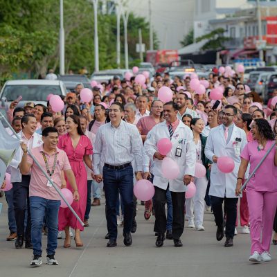 «No están solas”: Héctor Santana refrenda su apoyo a mujeres que enfrentan el cáncer