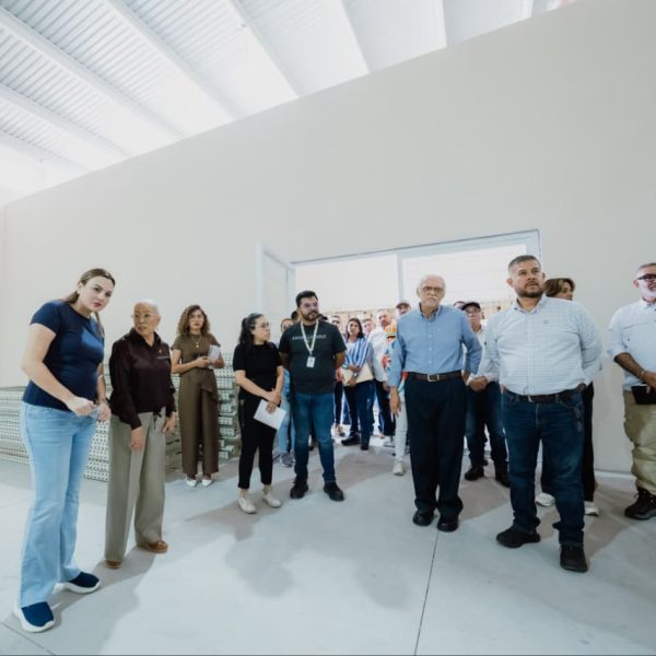 Miguel Ángel Navarro y Beatriz Estrada supervisan nuevas instalaciones de PANNAR en Tepic